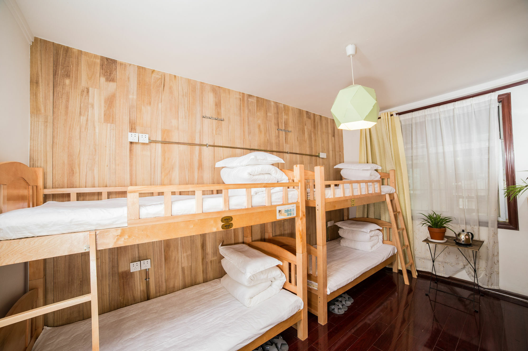 Xi'An Zhongshi Youth Hostel Экстерьер фото