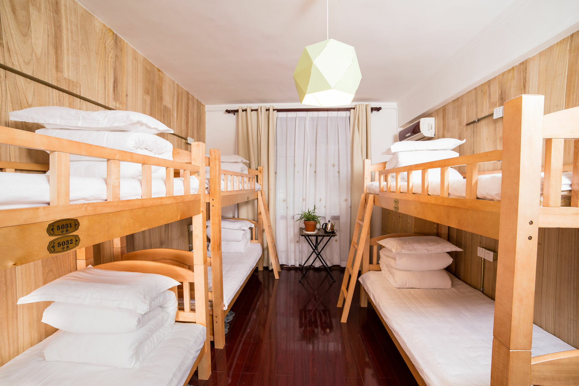 Xi'An Zhongshi Youth Hostel Экстерьер фото